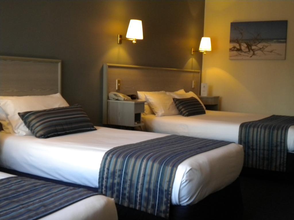 Motel Ibis Styles Adelaide Manor Exterior foto