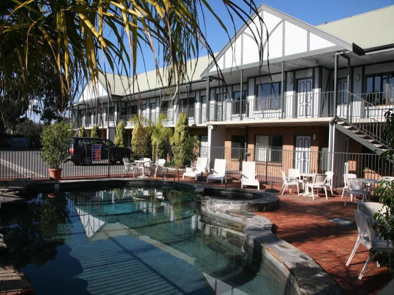 Motel Ibis Styles Adelaide Manor Exterior foto