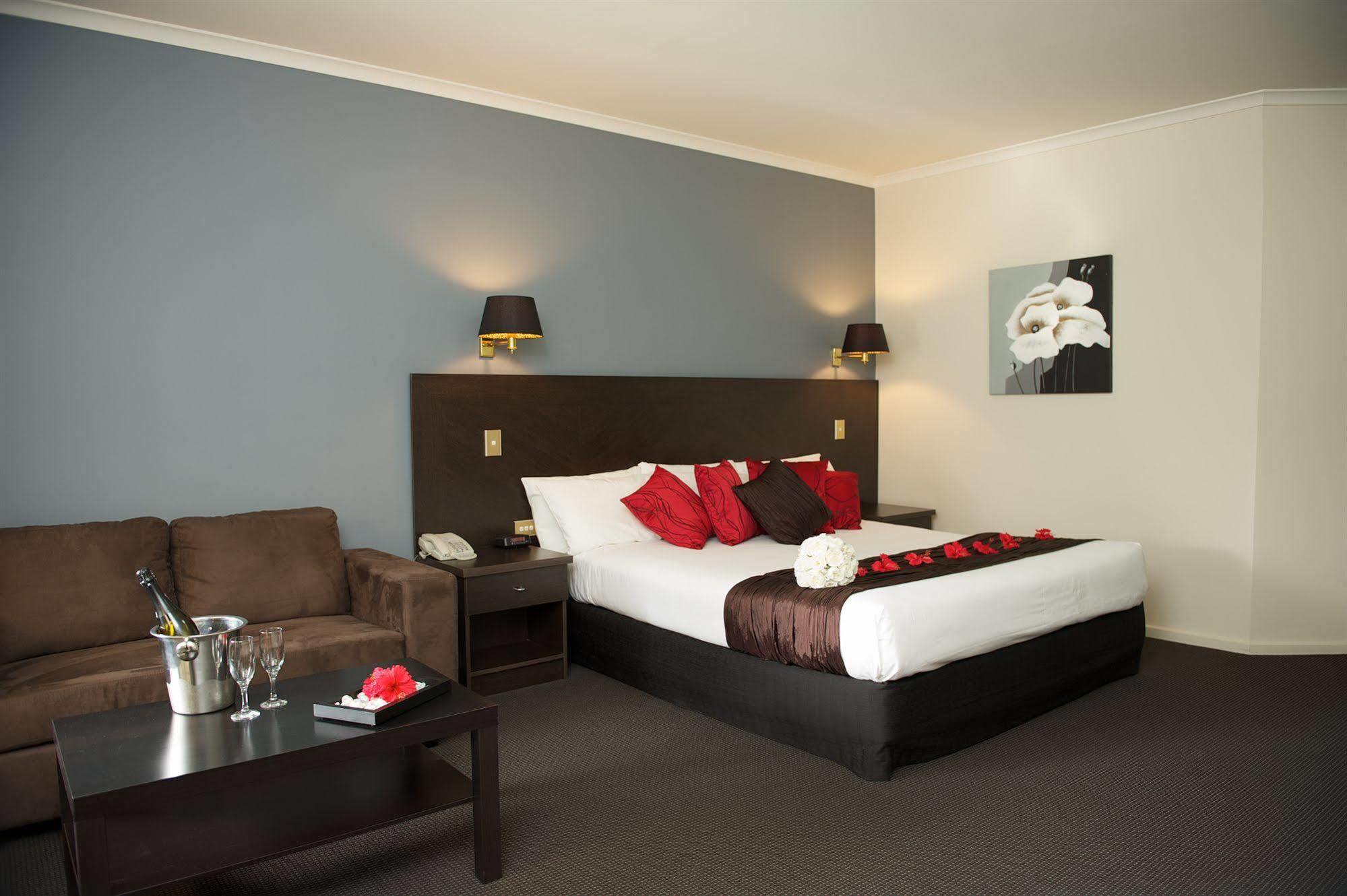 Motel Ibis Styles Adelaide Manor Exterior foto