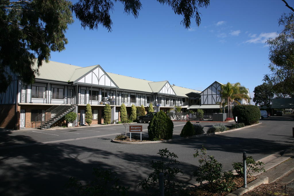 Motel Ibis Styles Adelaide Manor Exterior foto