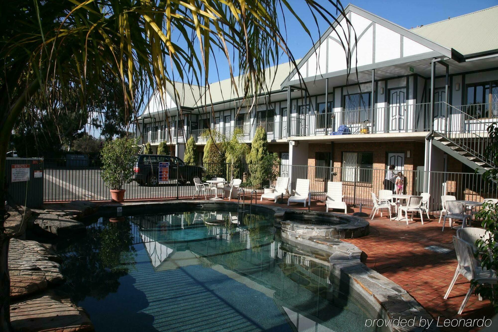 Motel Ibis Styles Adelaide Manor Exterior foto